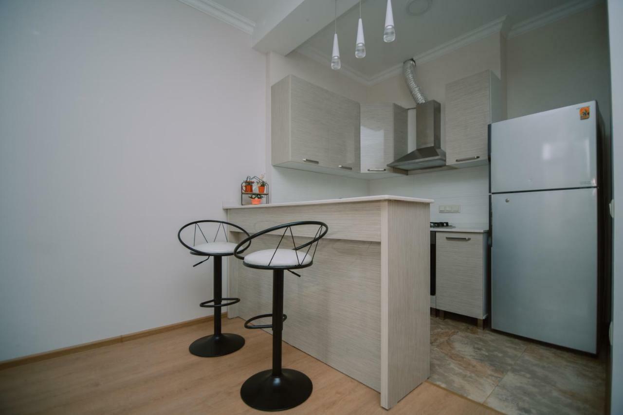 Giorgi Home Batumi Exterior foto