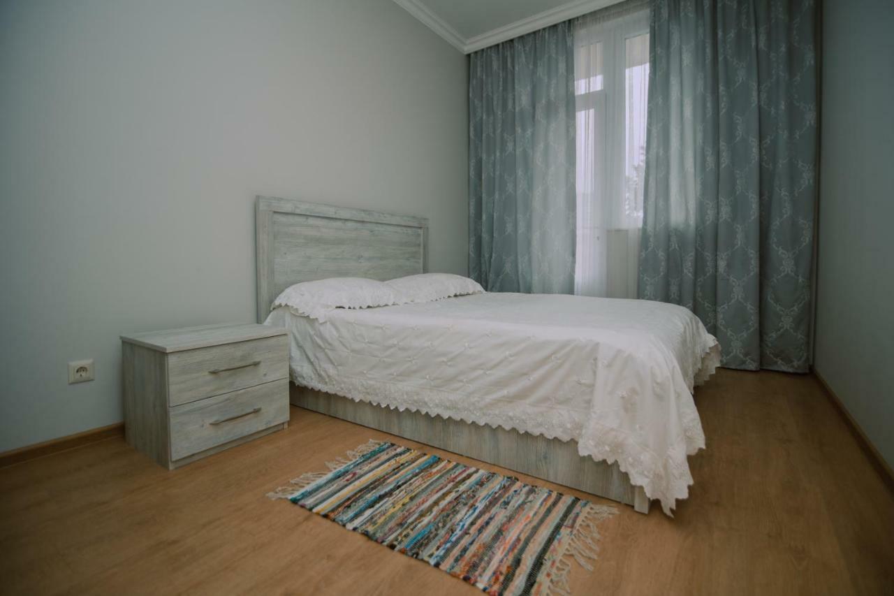 Giorgi Home Batumi Exterior foto